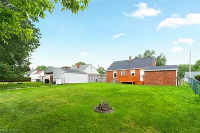 3008 Helen Place NW, Canton, OH 44708 - Photo 6