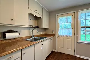 210 Callahan Rd, Canfield, OH 44406 - Photo 12