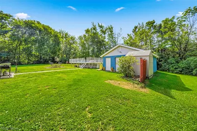 219 W Mennonite Road, Aurora, OH 44202 - Photo 28