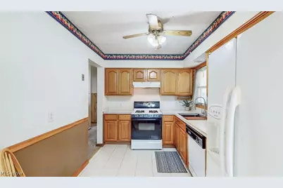 841 Caddo Avenue, Akron, OH 44305 - Photo 14