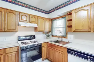 841 Caddo Ave, Akron, OH 44305 - Photo 16