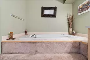 3919 Marsh View Dr, Green, OH 44319 - Photo 22