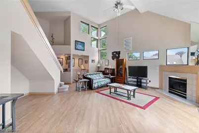 3919 Marsh View Drive, Green, OH 44319 - Photo 10