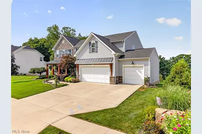 2545 Blue Ash Avenue NW, Canton, OH 44708 - Photo 2
