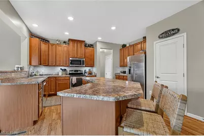 2545 Blue Ash Avenue NW, Canton, OH 44708 - Photo 4