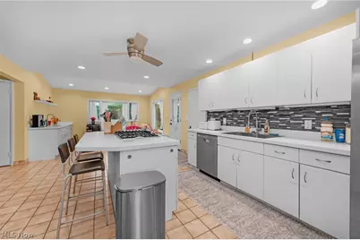 21126 Fairmount Boulevard, Loveland, OH 44118 - Photo 18