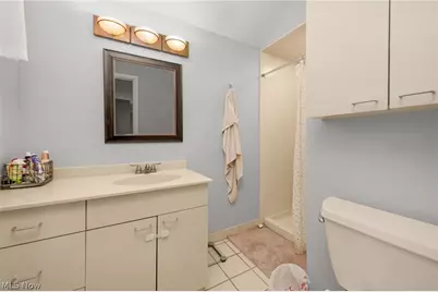 21126 Fairmount Boulevard, Huber Heights, OH 44118 - Photo 38