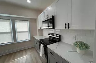 3279 W 97th St, Loveland, OH 44102 - Photo 8