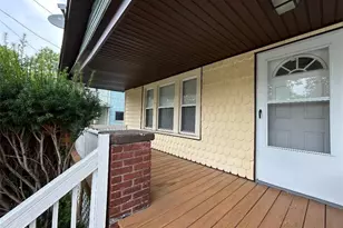 3279 W 97th St, Loveland, OH 44102 - Photo 2