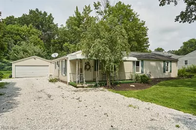 3305 Klages Boulevard, Tallmadge, OH 44278 - Photo 2