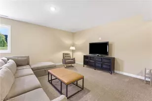 3495 Wicker St NE, Uniontown, OH 44721 - Photo 28
