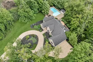 8215 Eagle Ridge Dr, Concord Twp, OH 44077 - Photo 32