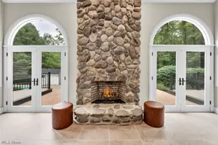 8215 Eagle Ridge Dr, Concord Twp, OH 44077 - Photo 6