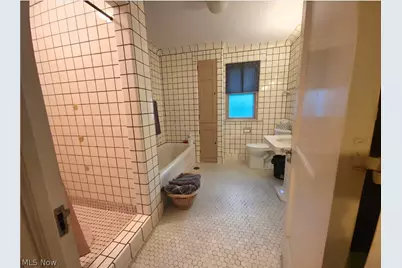 276 S Rose Boulevard, Akron, OH 44313 - Photo 22