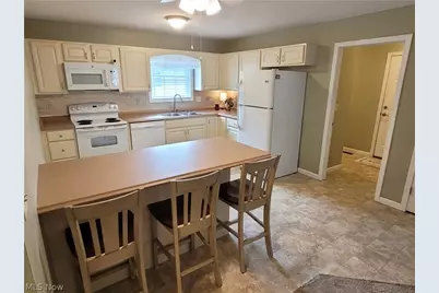 387 W Sunset Drive, Rittman, OH 44270 - Photo 6
