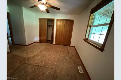 51770 Bursley Road, Rochester, OH 44090 - Photo 10