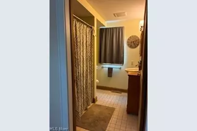 410 Moody Street, Akron, OH 44305 - Photo 2