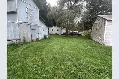 48013 E Brown Peavine Road, Jacobsburg, OH 43933 - Photo 8