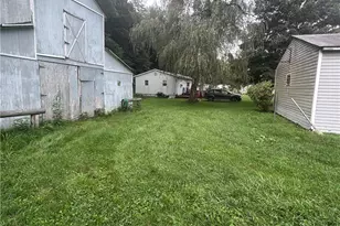 48013 E Brown Peavine Rd, Jacobsburg, OH 43933 - Photo 8