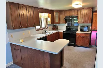 16351 Bowman Street NE, Homeworth, OH 44634 - Photo 10