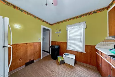1815 Daniels Avenue, Akron, OH 44312 - Photo 12