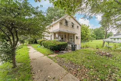 1223 Delos Street, Akron, OH 44306 - Photo 6