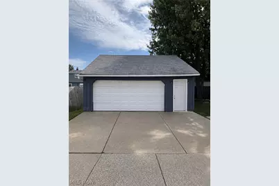 1077 E 347th Street, Eastlake, OH 44095 - Photo 16
