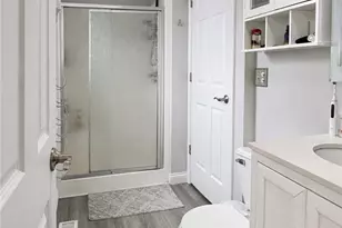 1077 E 347th St, Eastlake, OH 44095 - Photo 8