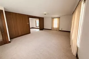 409 E Main St, Madison, OH 44057 - Photo 4
