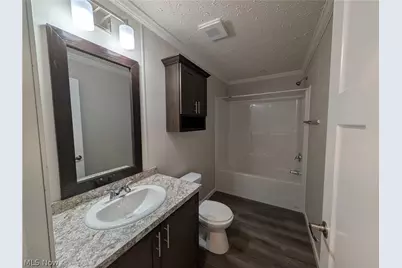 235 Edgecliff W #40, Elyria, OH 44035 - Photo 12