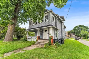 845 Dayton St, Akron, OH 44310 - Photo 32