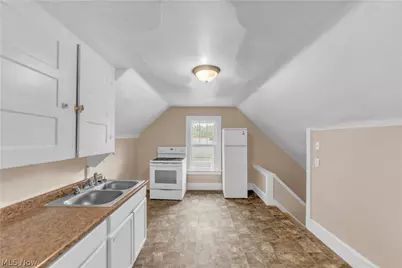 845 Dayton Street, Akron, OH 44310 - Photo 20