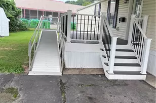 777 1/2 S 2nd St, Coshocton, OH 43812 - Photo 2