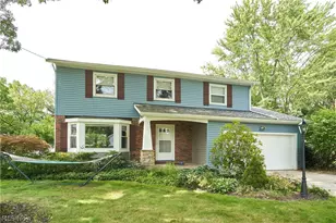2513 St Francis St, Akron, OH 44333 - Photo 2