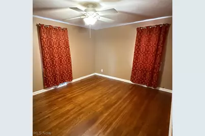 1326 W 29th Street, Lorain, OH 44052 - Photo 8
