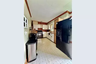 448 Hiwood Avenue, Munroe Falls, OH 44262 - Photo 6