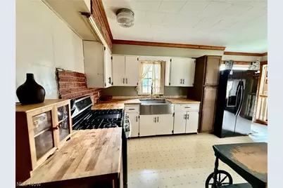448 Hiwood Avenue, Munroe Falls, OH 44262 - Photo 4