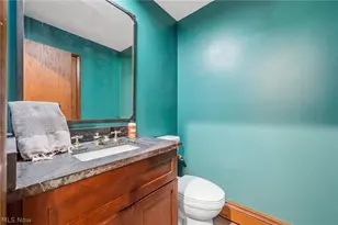 8995 Knotty Pine Ln, Chardon, OH 44024 - Photo 36