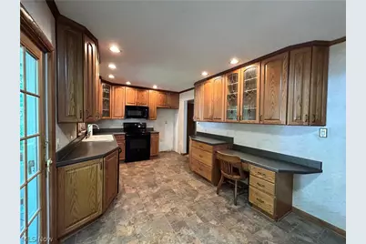 443 Lansing Road, Akron, OH 44312 - Photo 10