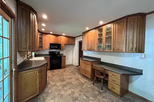 443 Lansing Rd, Akron, OH 44312 - Photo 10