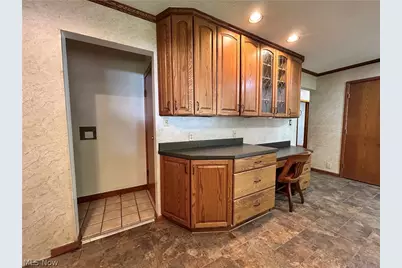 443 Lansing Road, Akron, OH 44312 - Photo 12