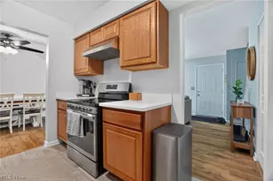7970 Mentor Ave, Mentor, OH 44060 - Photo 16