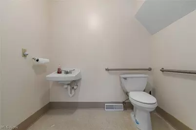 1850 Whipple Avenue NW, Canton, OH 44708 - Photo 12