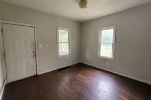 9705 Dunlap Ave, Loveland, OH 44105 - Photo 2