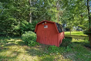 2493 Jennifer Dr, Poland, OH 44514 - Photo 38