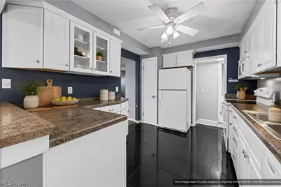 578 E Dartmoor Avenue, Green Hills, OH 44131 - Photo 14