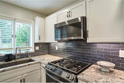 64-66 Ridgewood Road, Wadsworth, OH 44281 - Photo 6