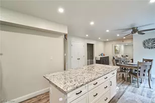 6466 Ridgewood Rd, Wadsworth, OH 44281 - Photo 8