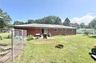 728 Hazelwood Dr, Vermilion, OH 44089 - Photo 18