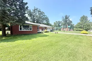 728 Hazelwood Dr, Vermilion, OH 44089 - Photo 22